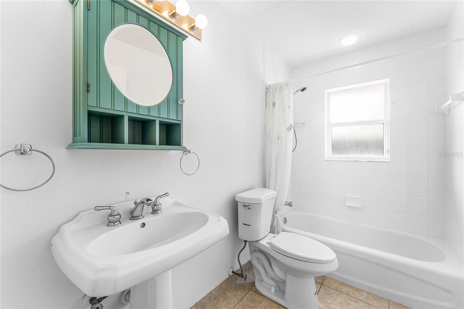 Image 18 of 47 For 13200 Bridgewood Drive