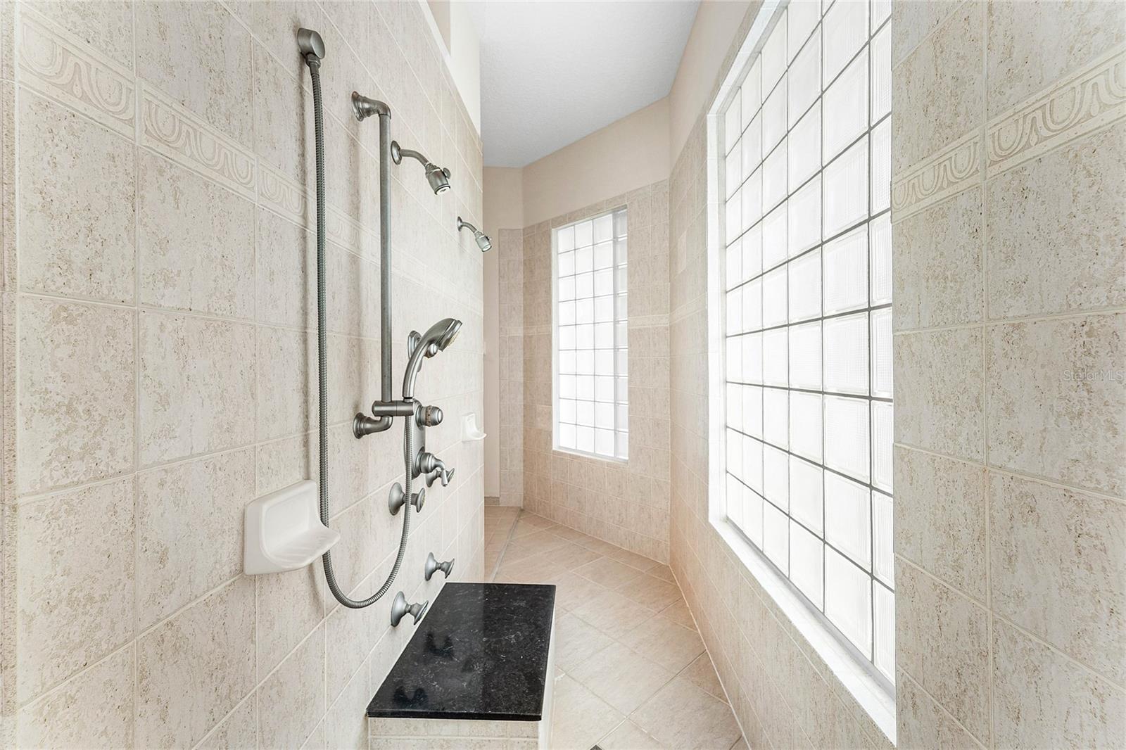 Image 26 of 47 For 13200 Bridgewood Drive