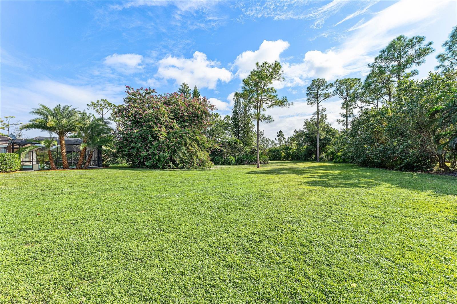 Image 33 of 47 For 13200 Bridgewood Drive