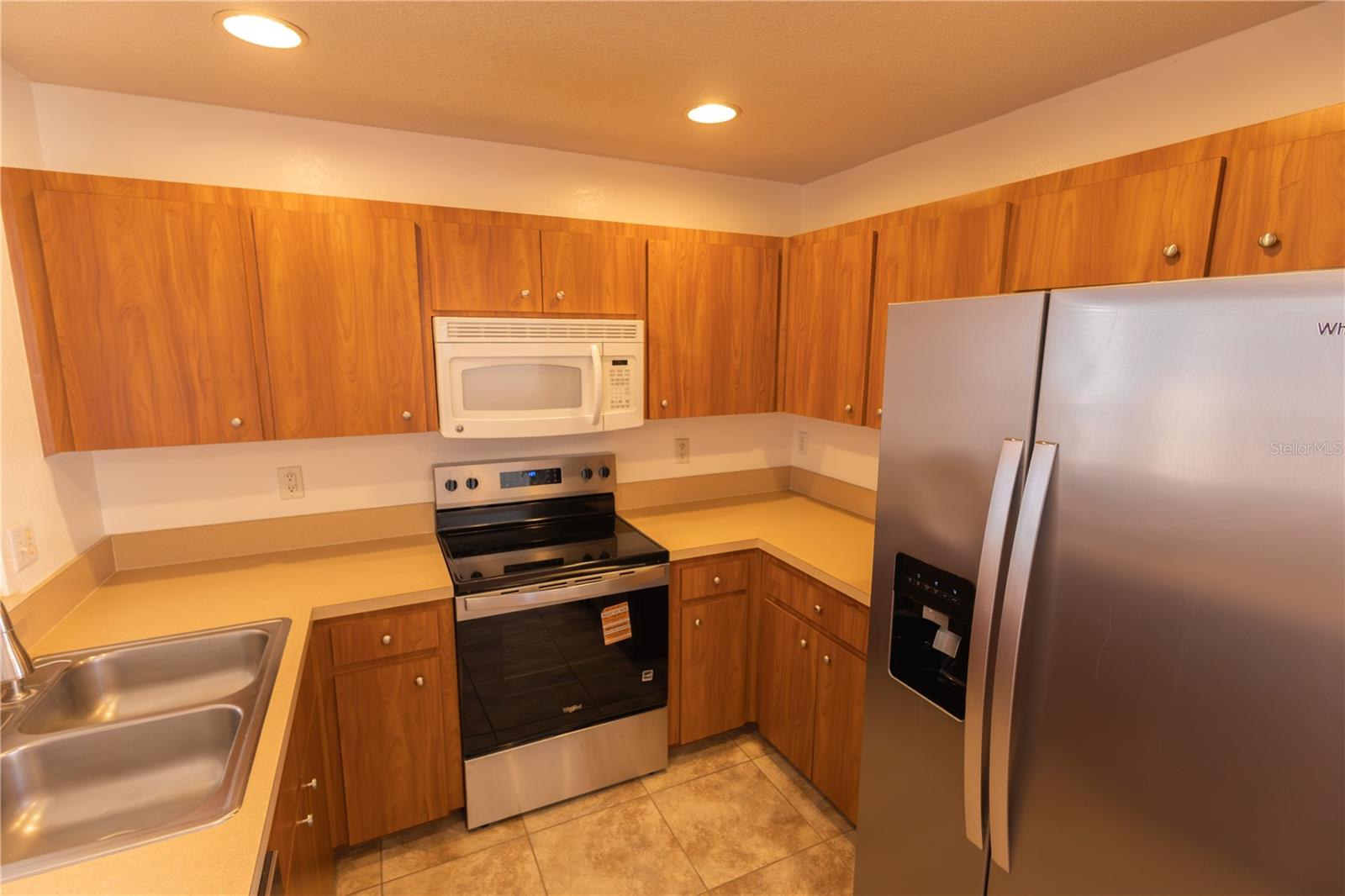 Image 8 of 18 For 6623 Madeira Avenue