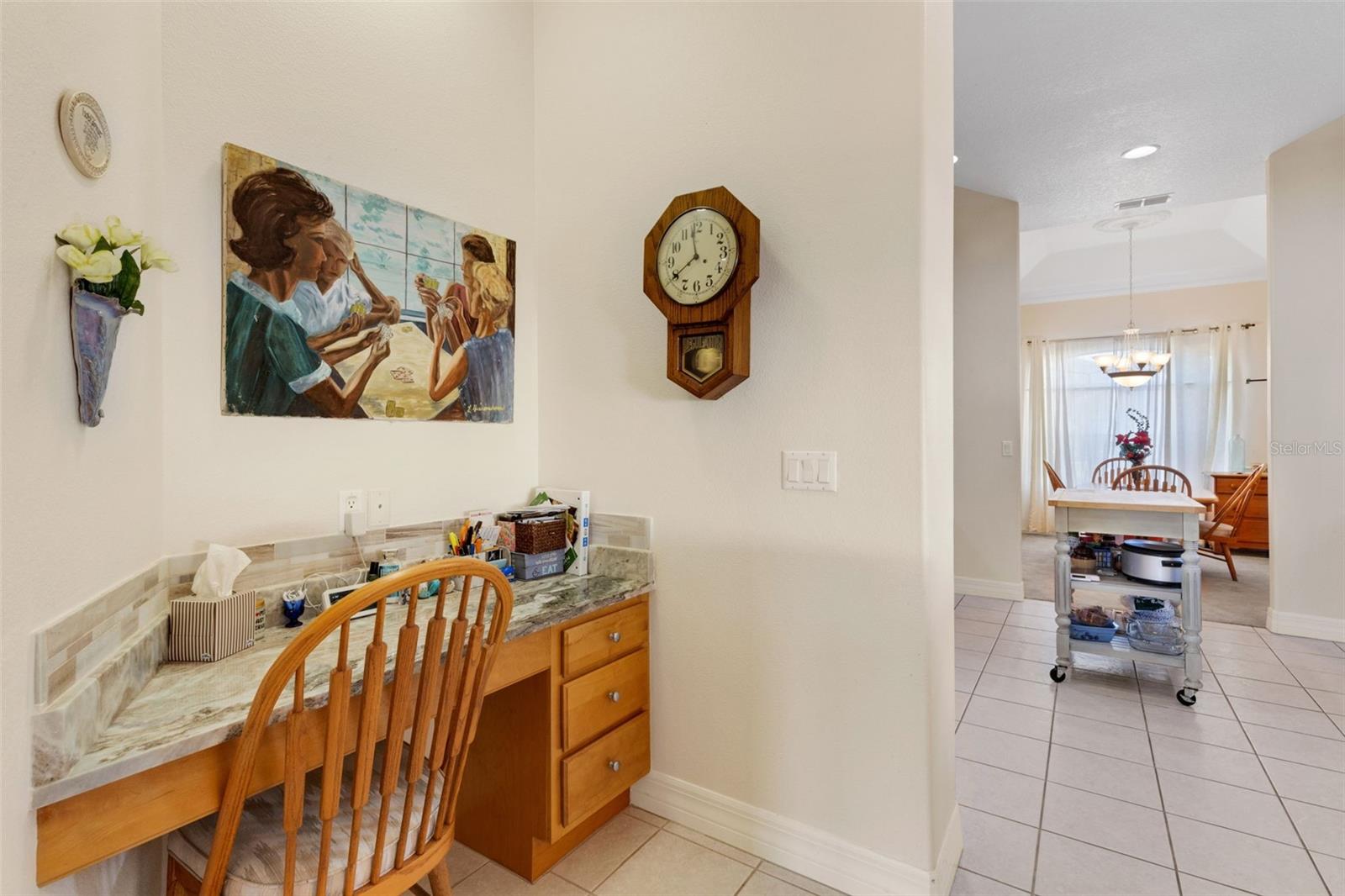 Image 10 of 39 For 2617 Hickory View Loop