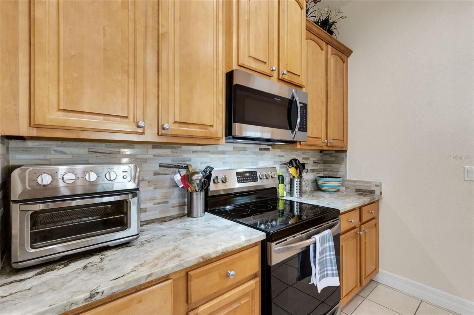 Image 12 of 39 For 2617 Hickory View Loop