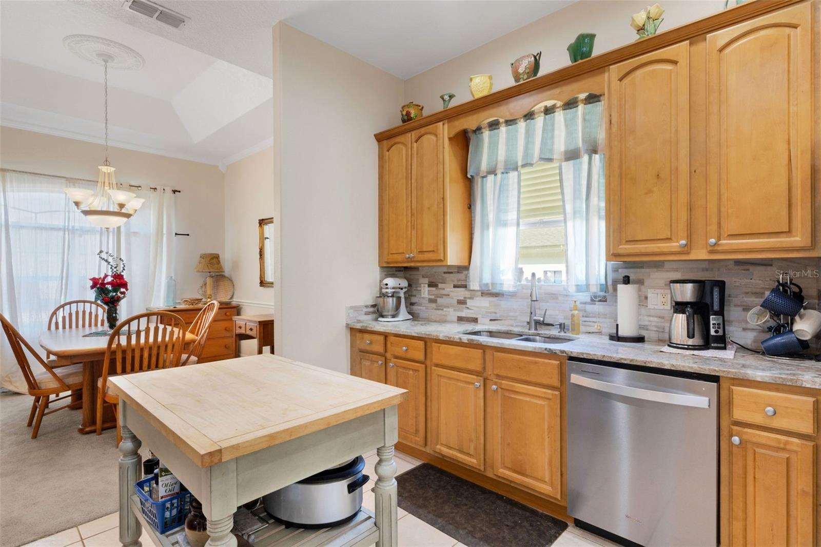 Image 13 of 39 For 2617 Hickory View Loop