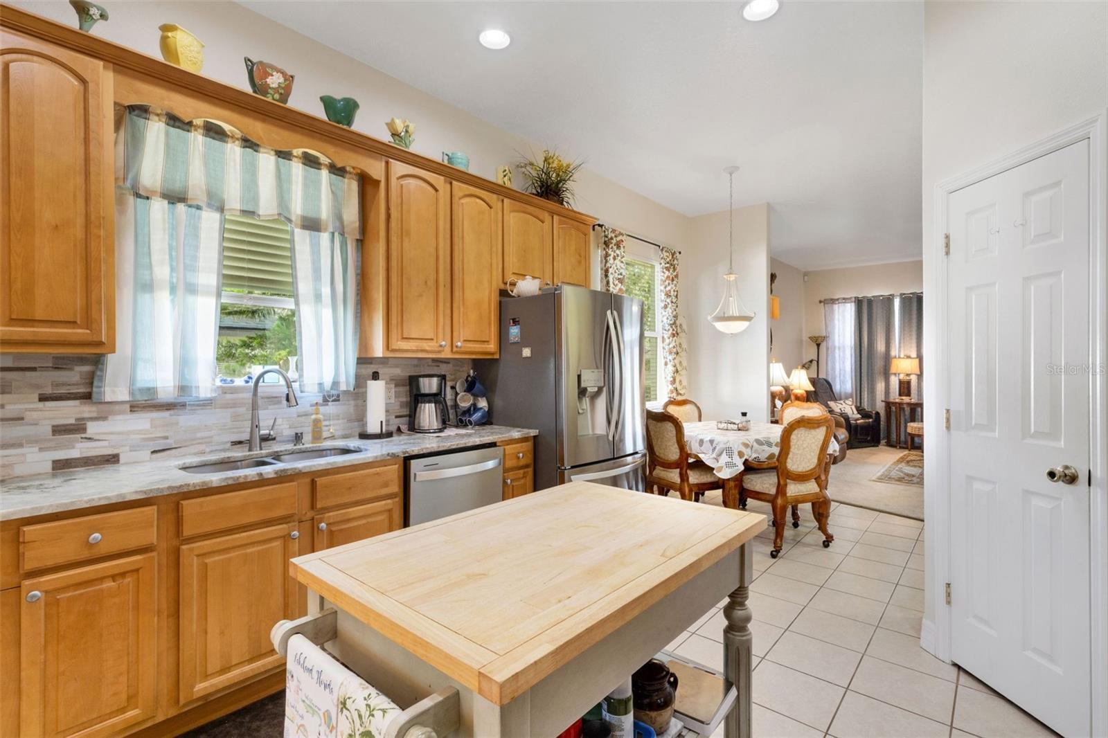 Image 14 of 39 For 2617 Hickory View Loop