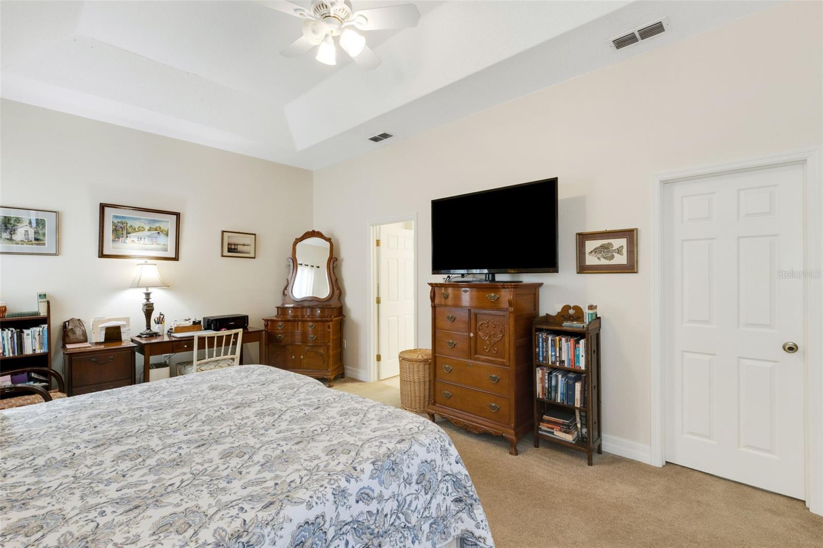 Image 21 of 39 For 2617 Hickory View Loop