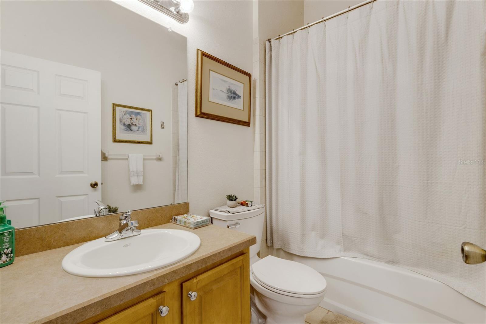 Image 33 of 39 For 2617 Hickory View Loop