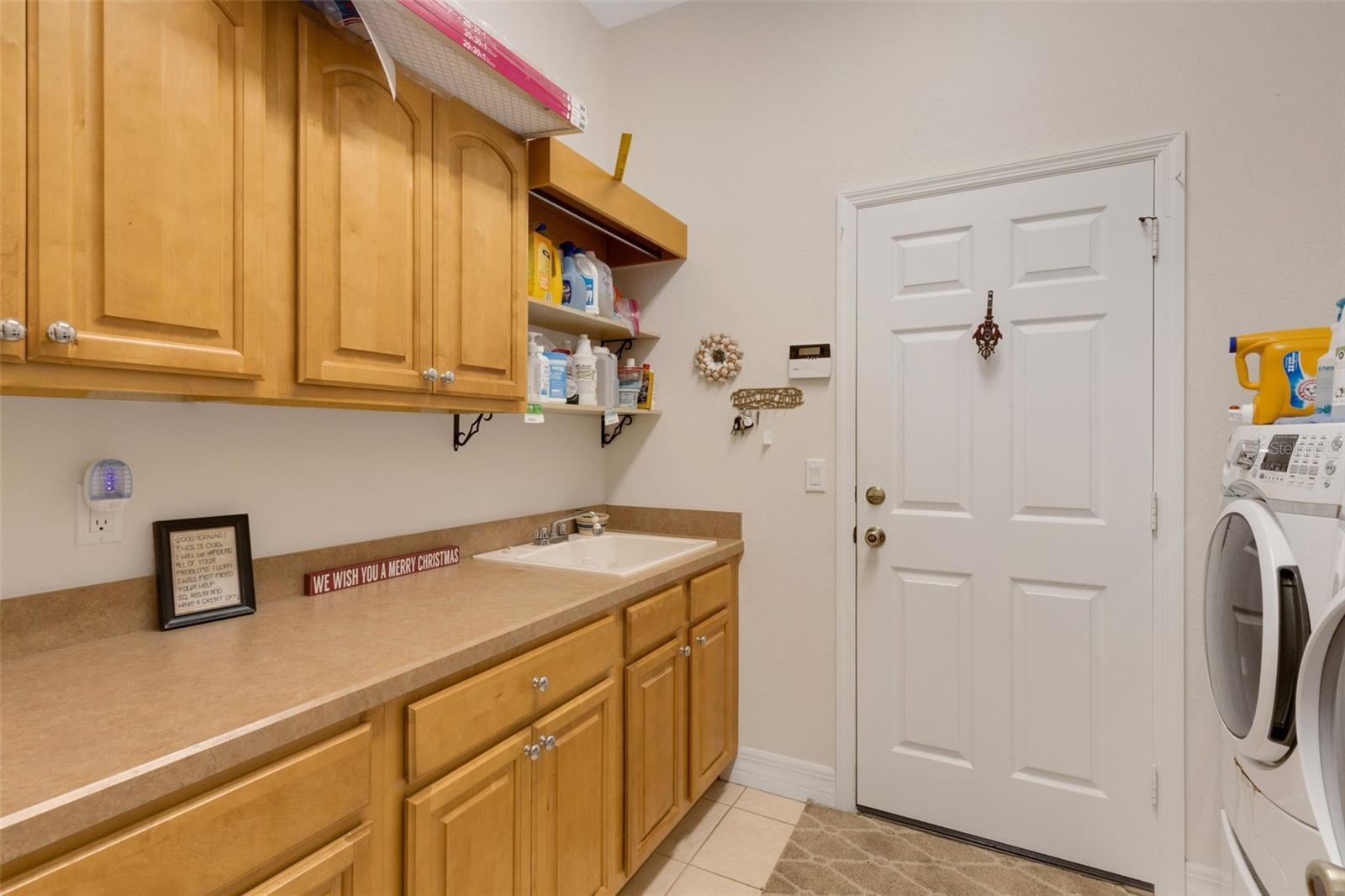 Image 34 of 39 For 2617 Hickory View Loop