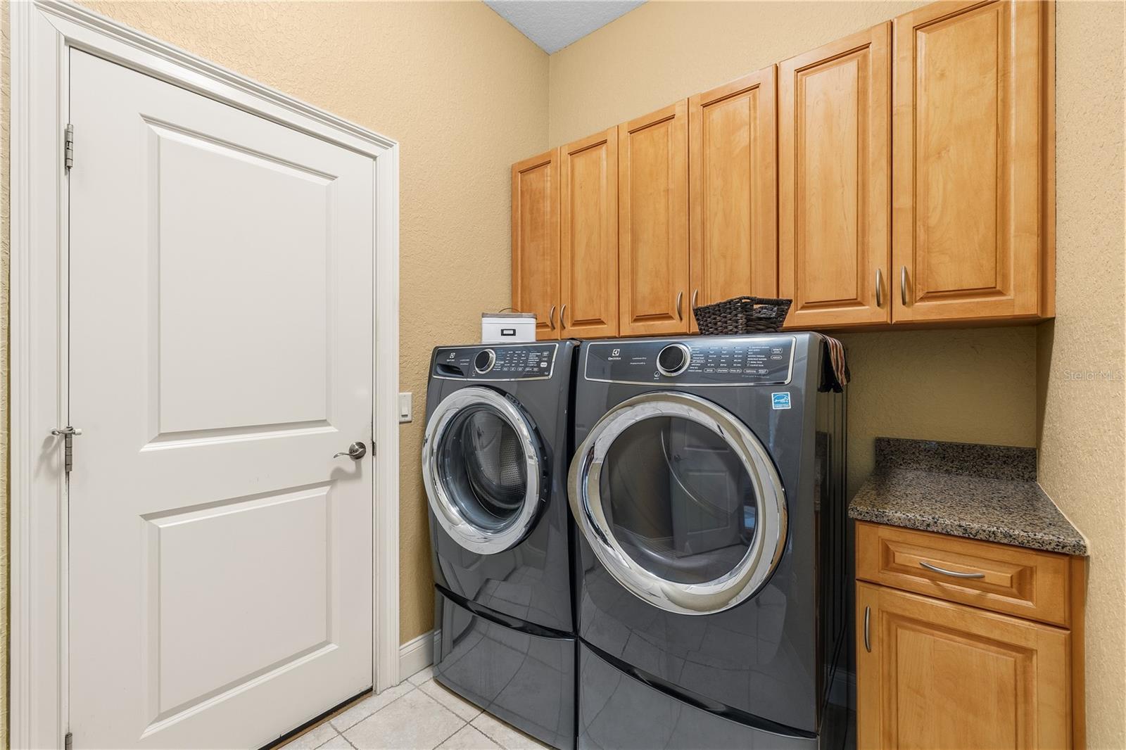 Image 40 of 46 For 5737 Deer Flag Drive