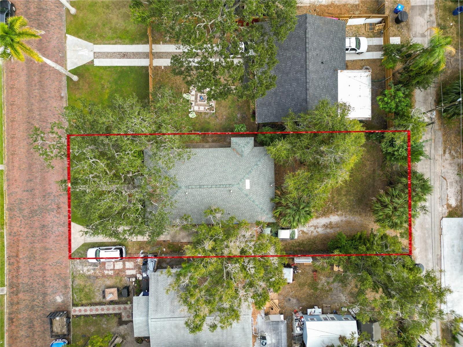 Image 24 of 26 For 832 20th Avenue S 830-832