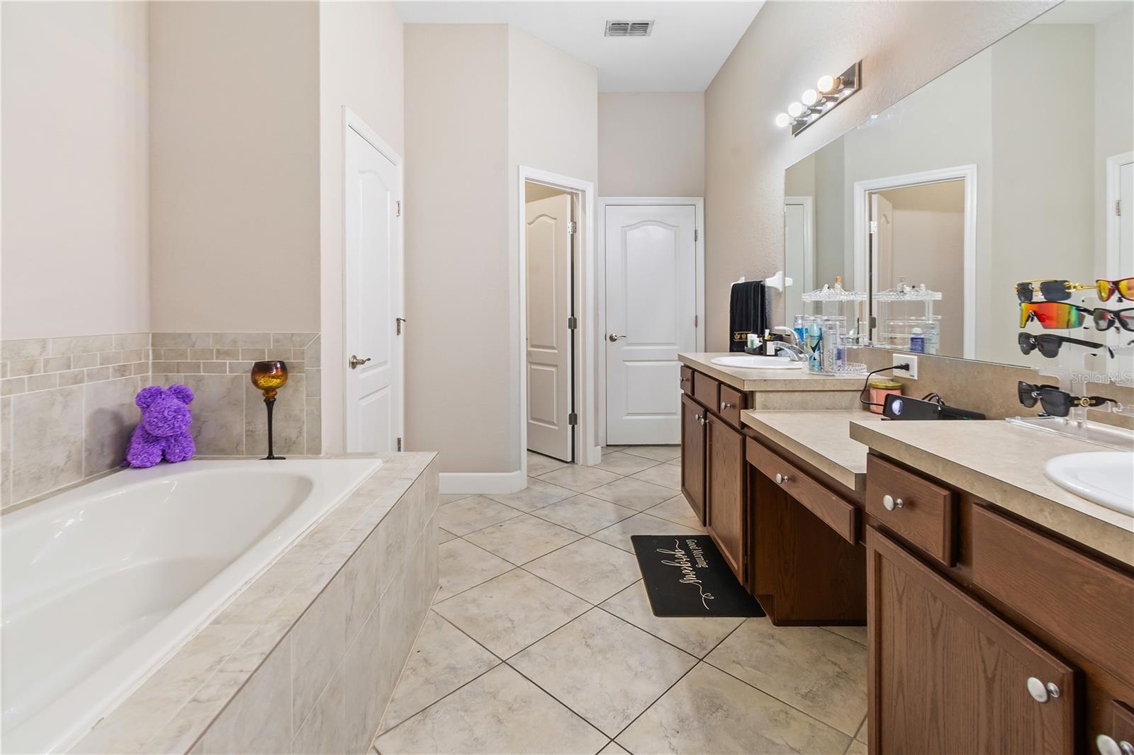 Image 14 of 43 For 2512 Sherwood Street