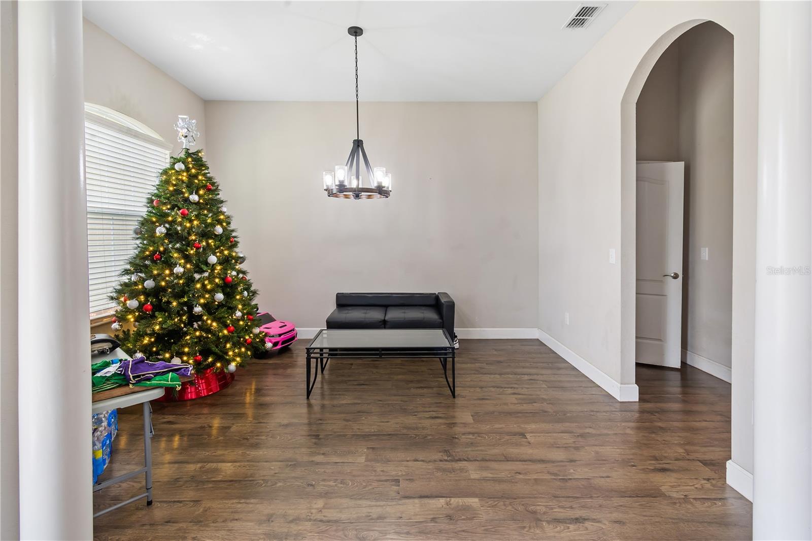 Image 23 of 43 For 2512 Sherwood Street