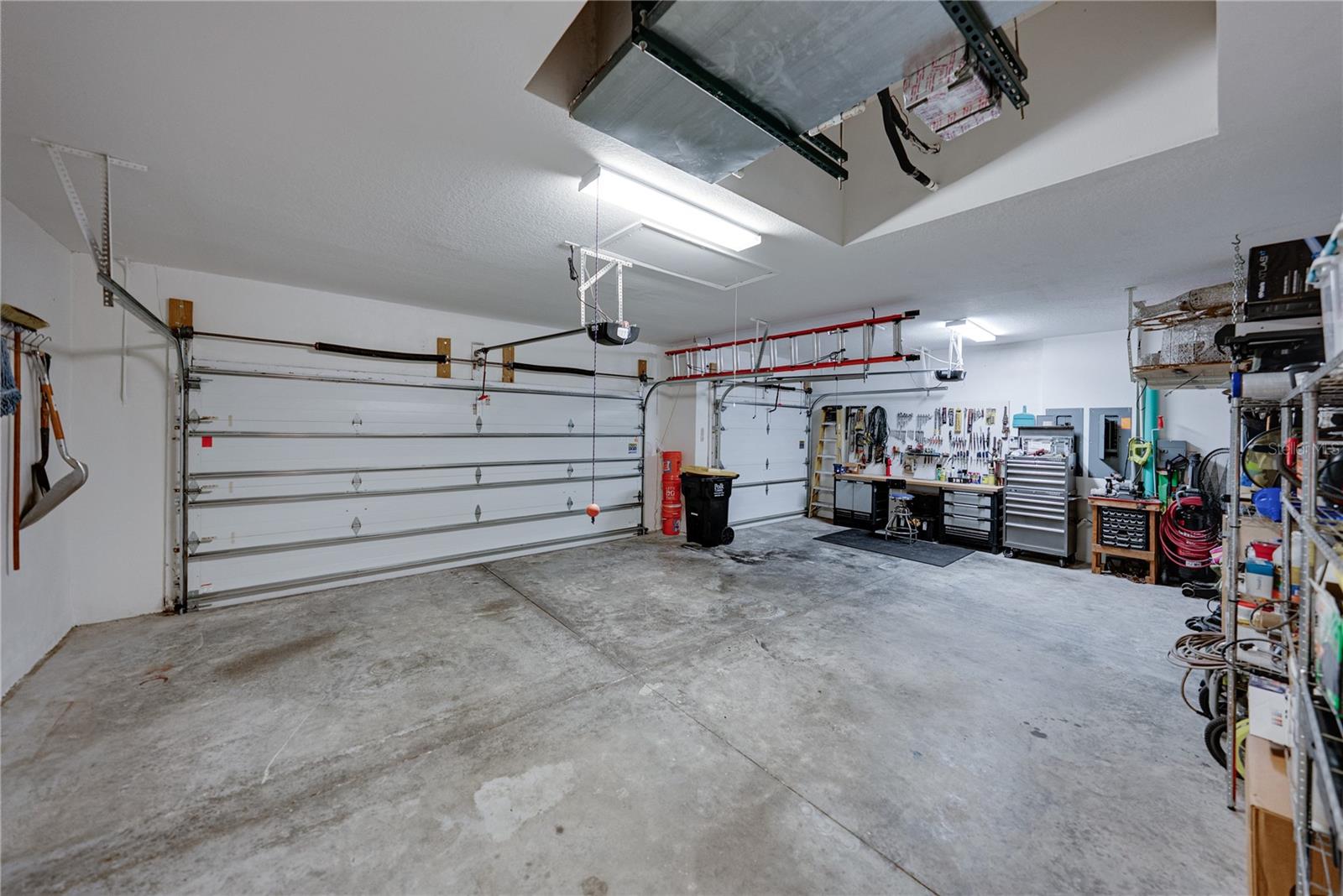 Image 44 of 100 For 360 Oak Landing Drive