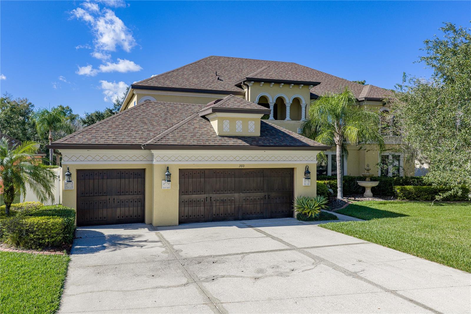 Image 5 of 100 For 360 Oak Landing Drive