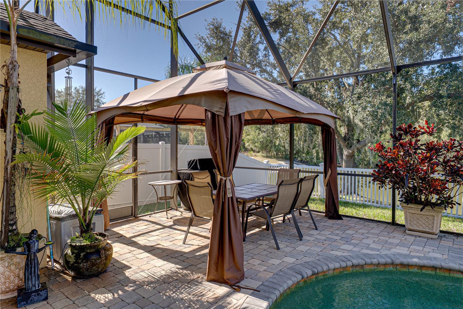 Image 86 of 100 For 360 Oak Landing Drive