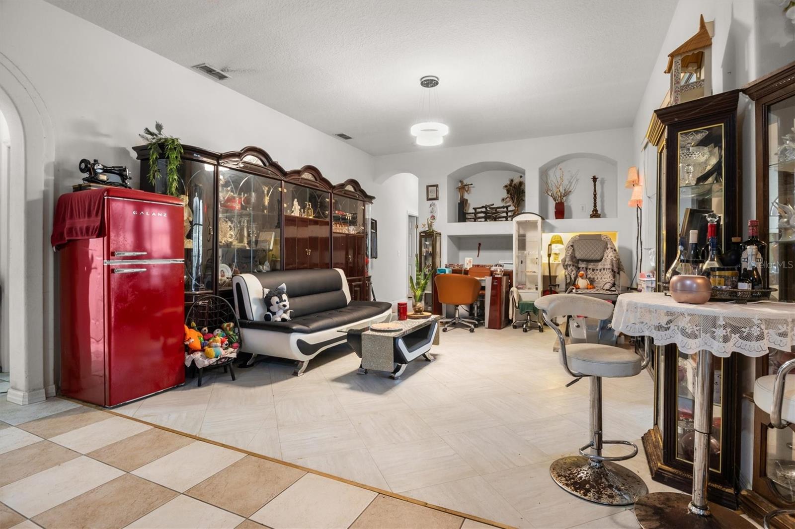 Image 16 of 28 For 428 Coventry Road