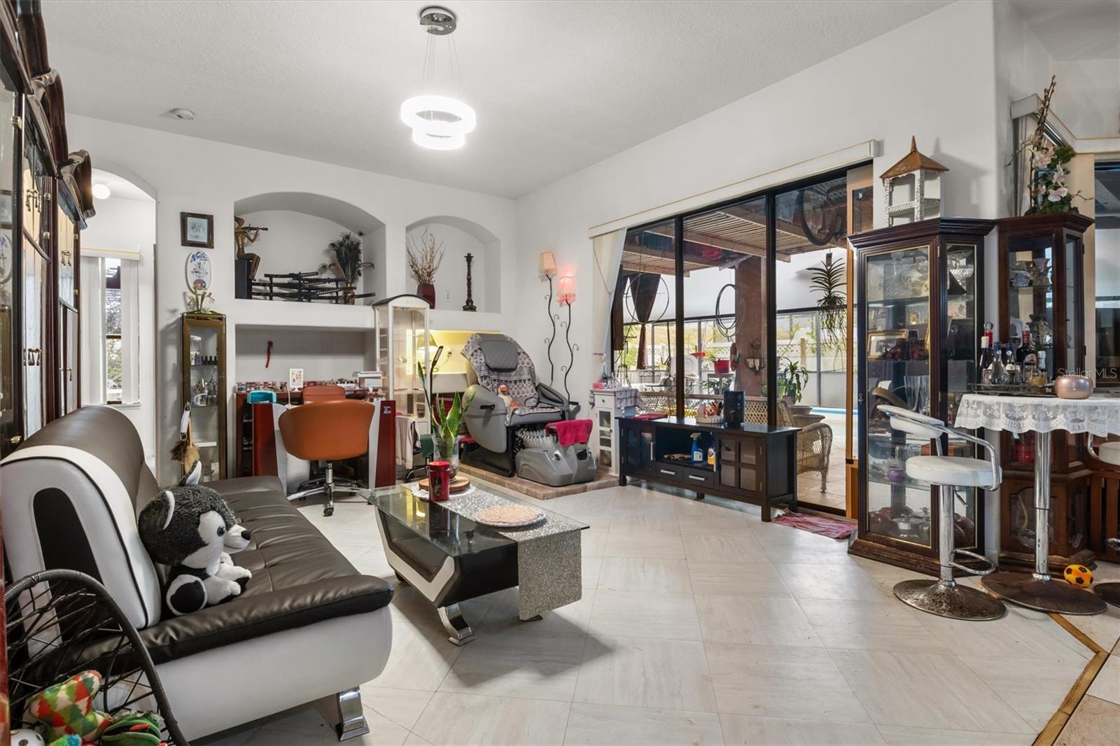 Image 17 of 28 For 428 Coventry Road