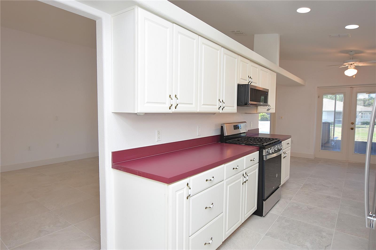 Image 6 of 44 For 2235 Silver Re Drive