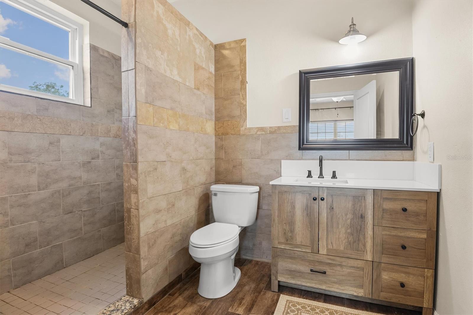 Image 27 of 50 For 4020 Connersville Road