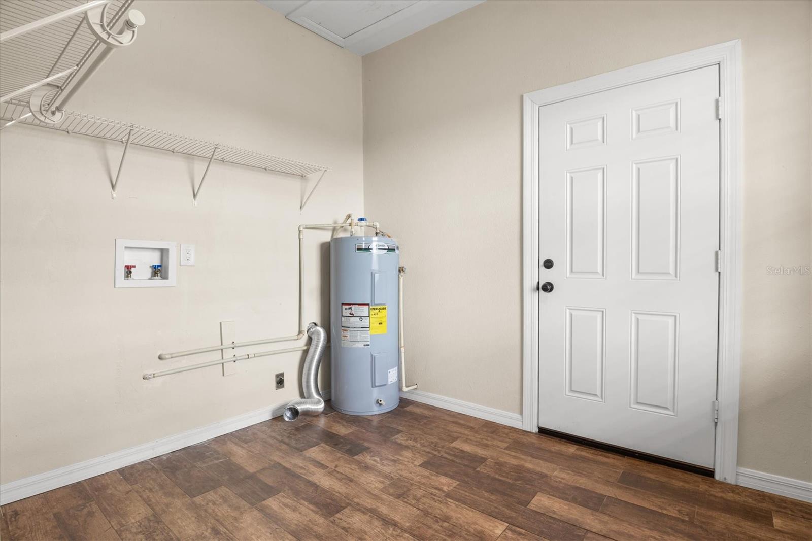 Image 28 of 50 For 4020 Connersville Road