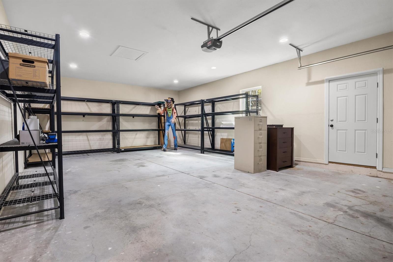 Image 29 of 50 For 4020 Connersville Road