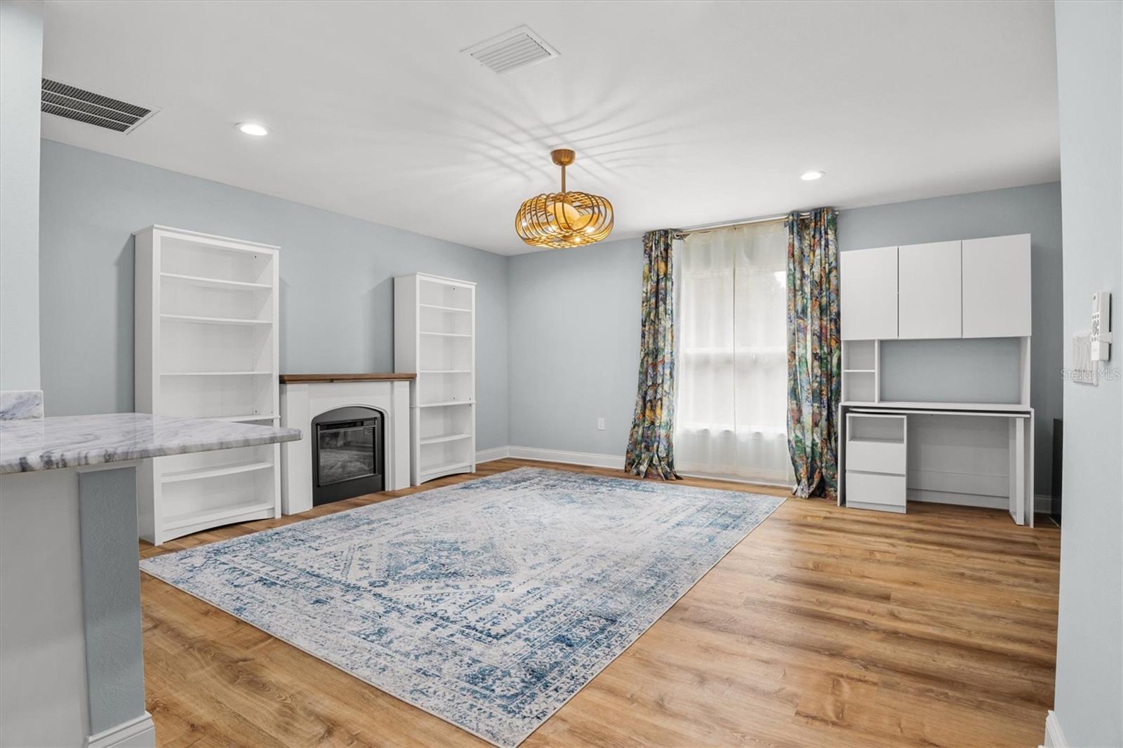 Image 35 of 50 For 4020 Connersville Road