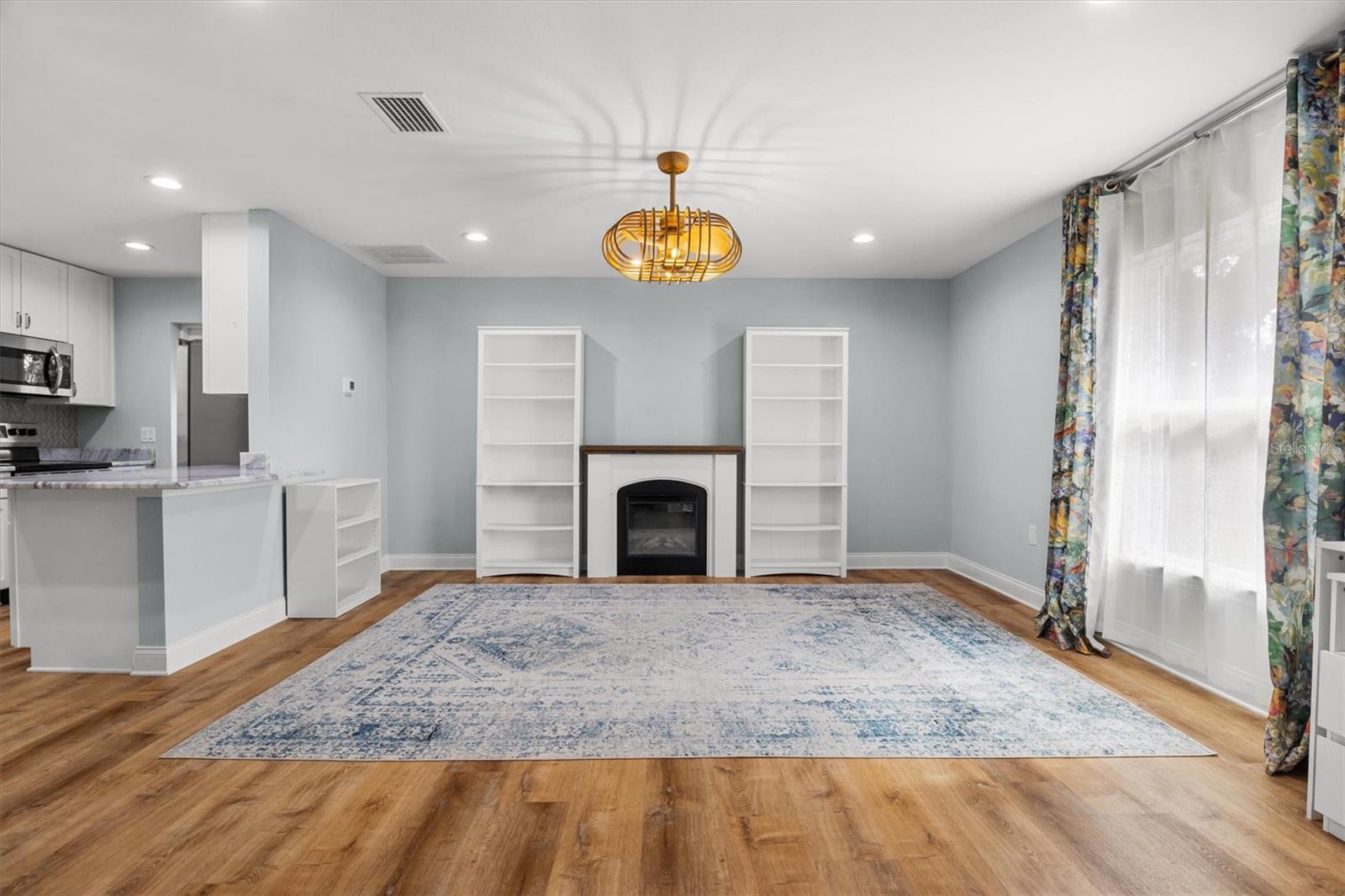 Image 36 of 50 For 4020 Connersville Road