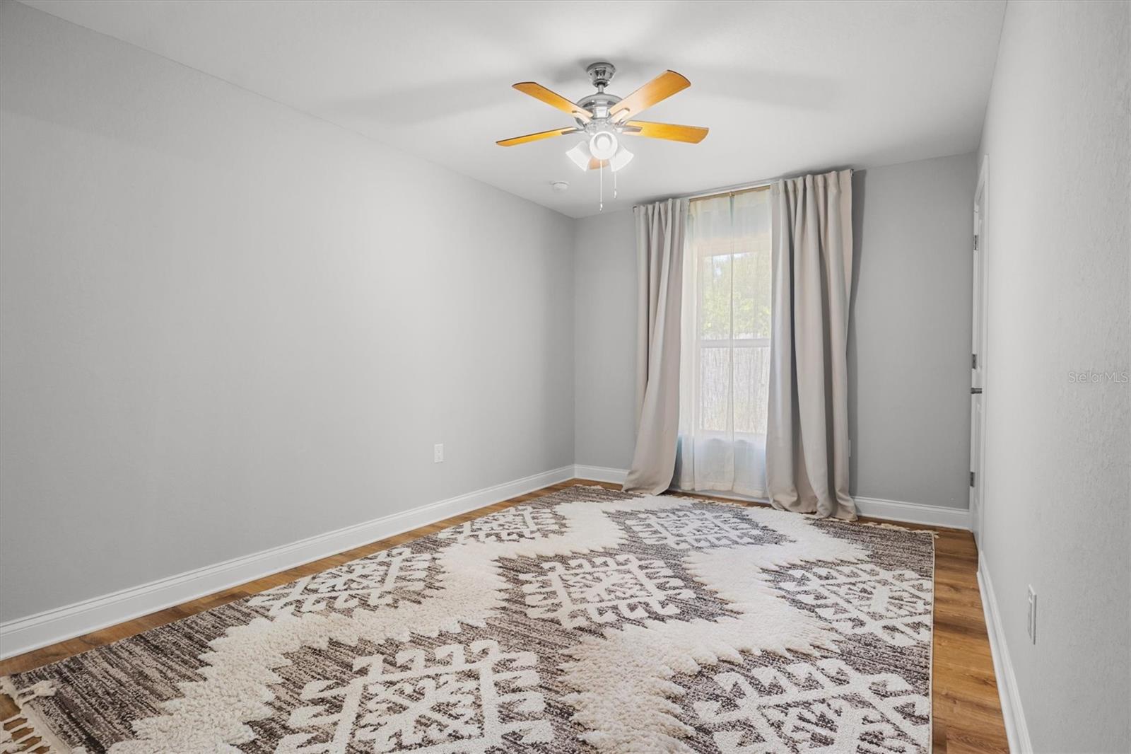 Image 38 of 50 For 4020 Connersville Road