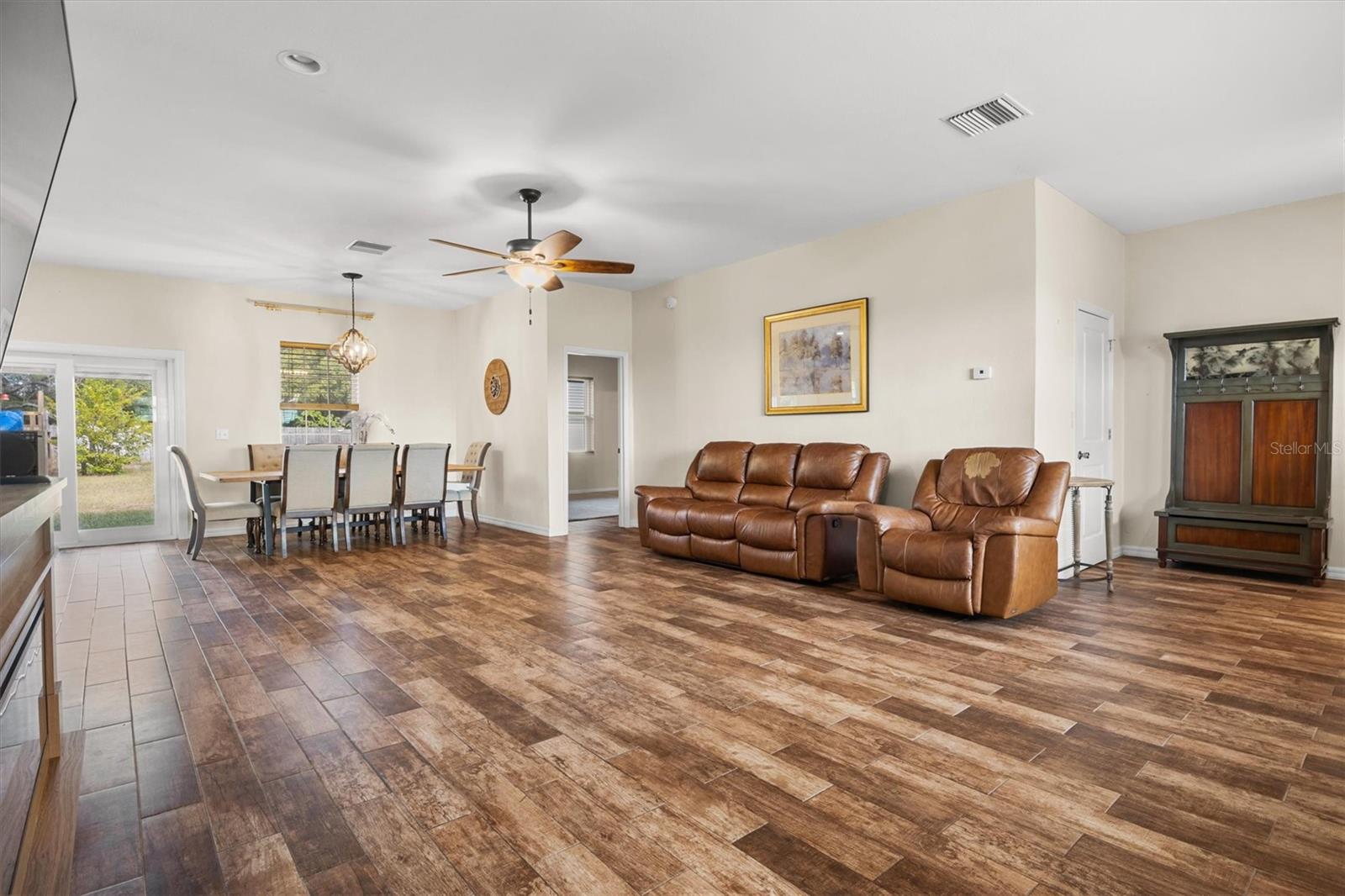 Image 7 of 50 For 4020 Connersville Road