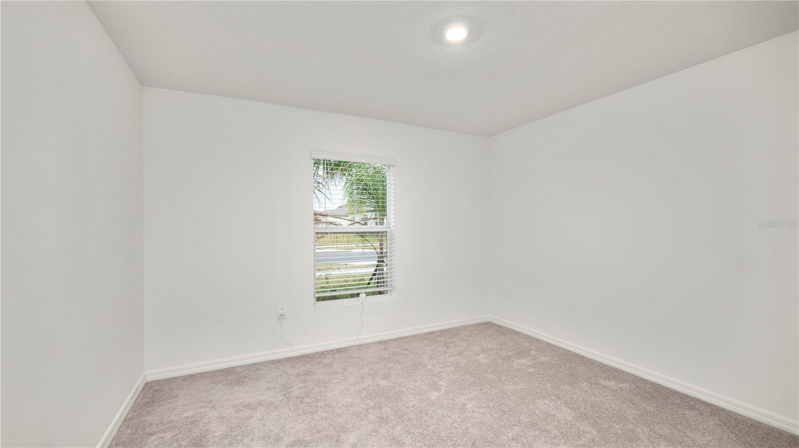 Image 26 of 43 For 744 Osprey Roost Drive