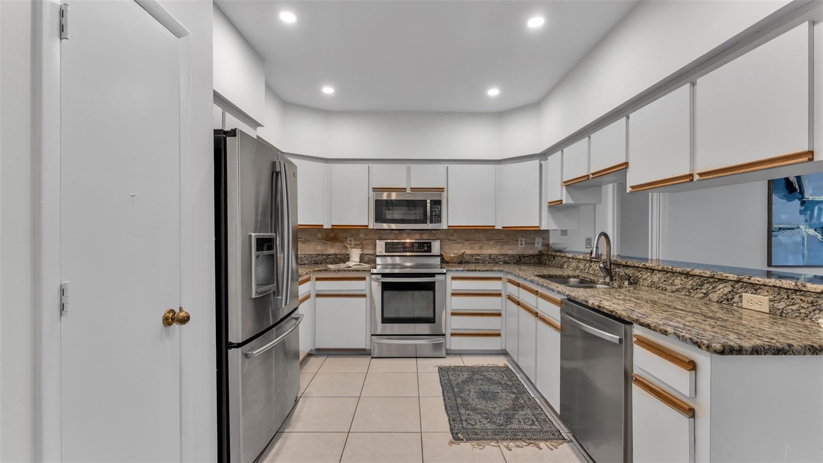 Image 13 of 58 For 6664 Chadron Court