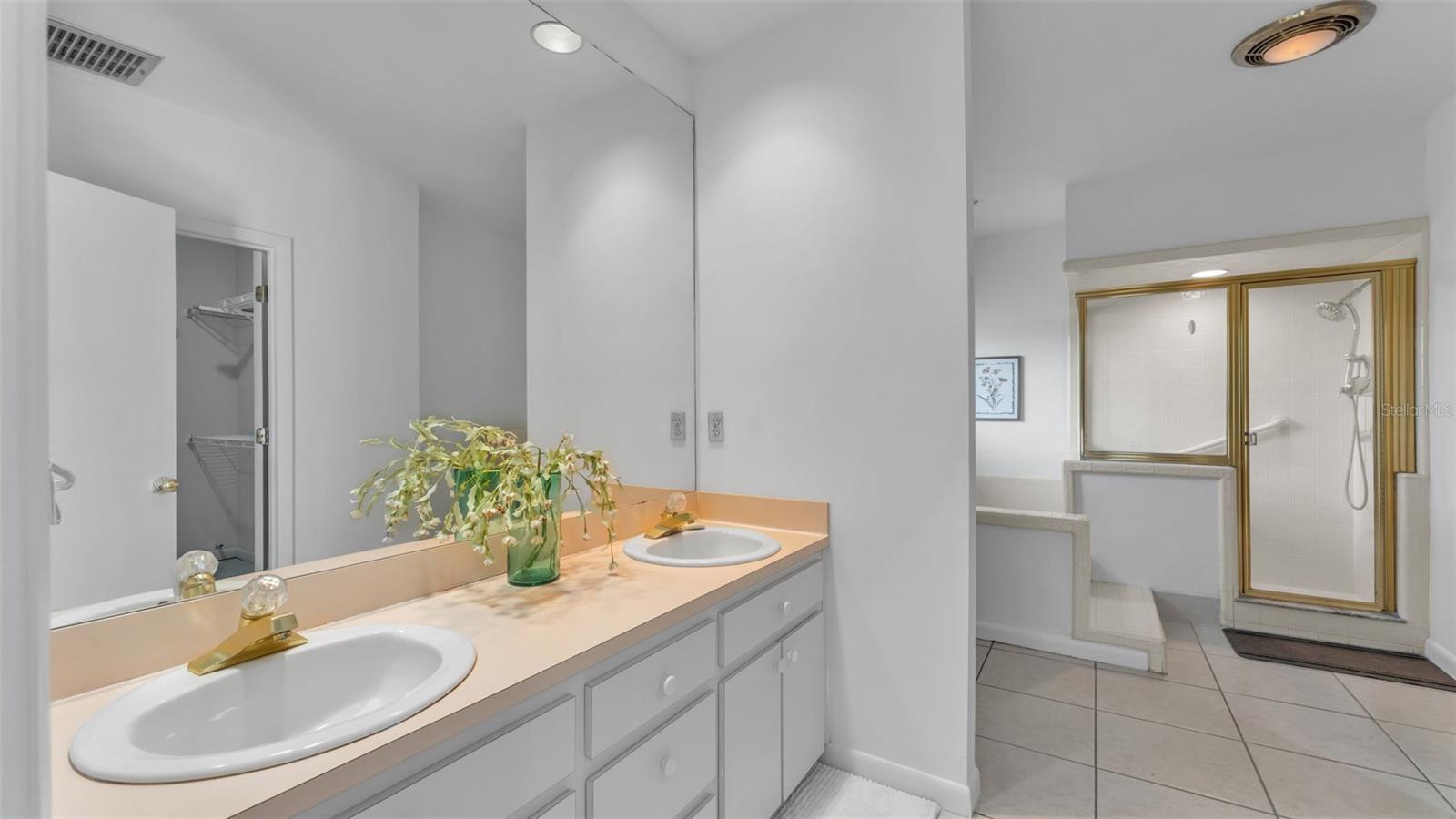 Image 31 of 58 For 6664 Chadron Court