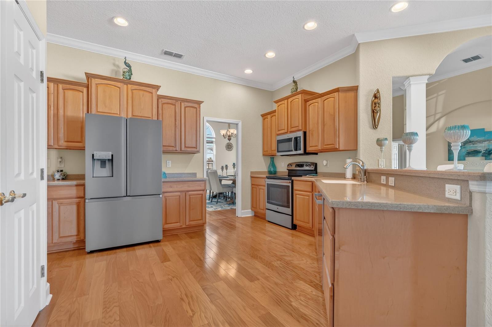 Image 22 of 62 For 6744 Hartsworth Drive