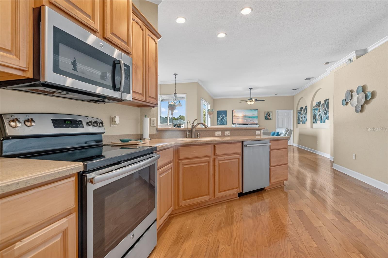 Image 23 of 62 For 6744 Hartsworth Drive