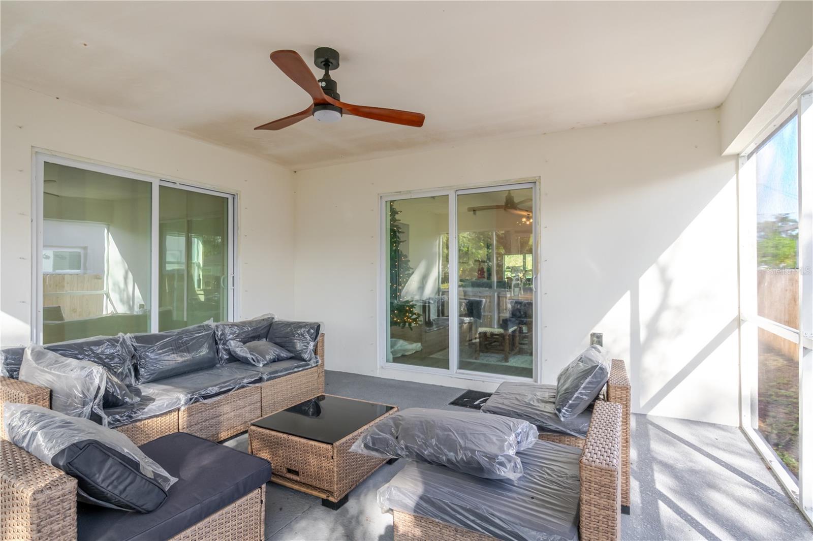 Image 36 of 39 For 1704 Hanna Avenue