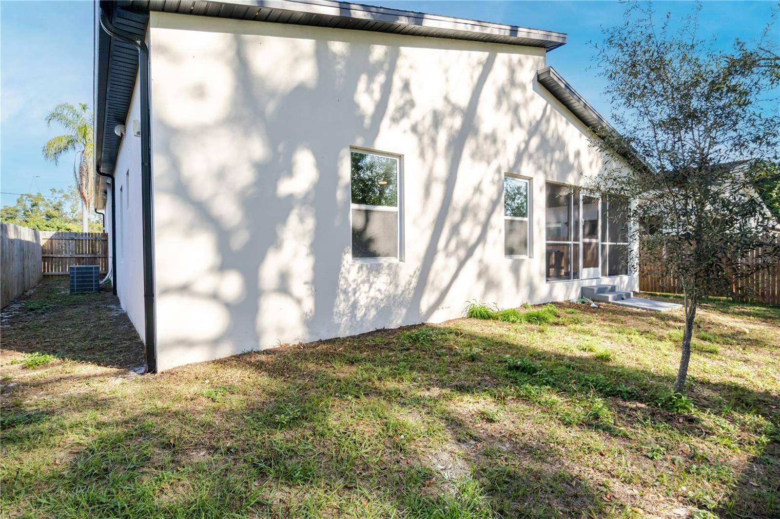 Image 39 of 39 For 1704 Hanna Avenue