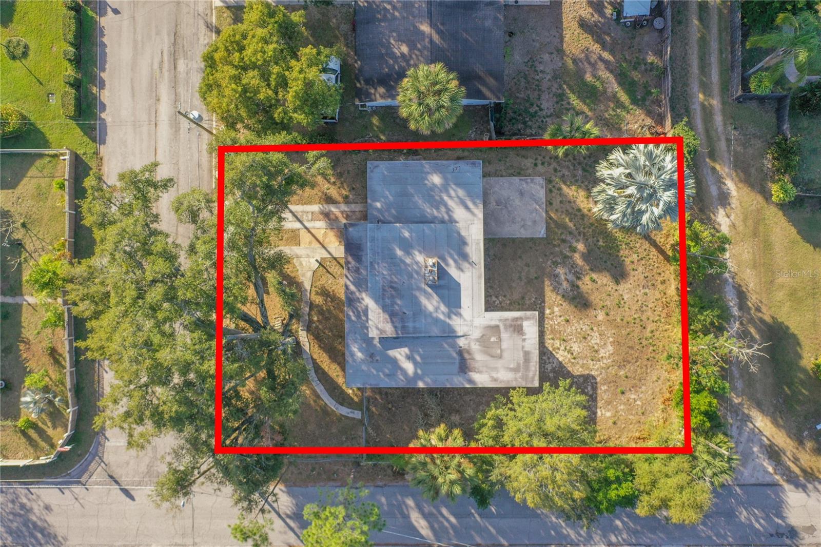 Image 11 of 21 For 495 Avenue F Se