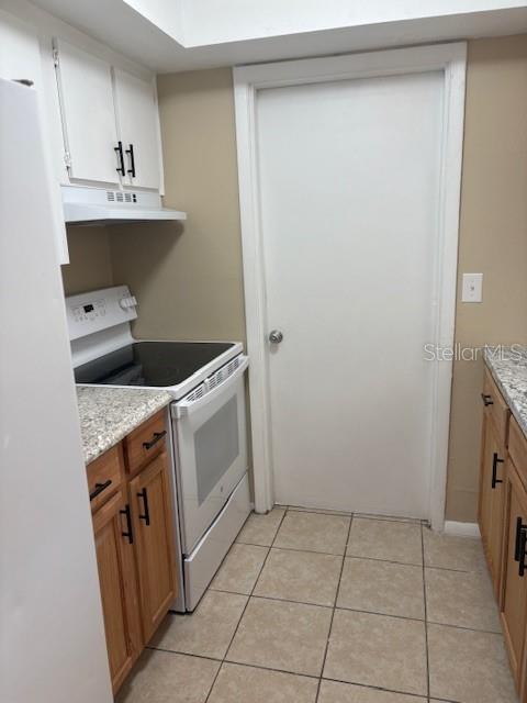 Image 4 of 12 For 1210 Watersedge Drive