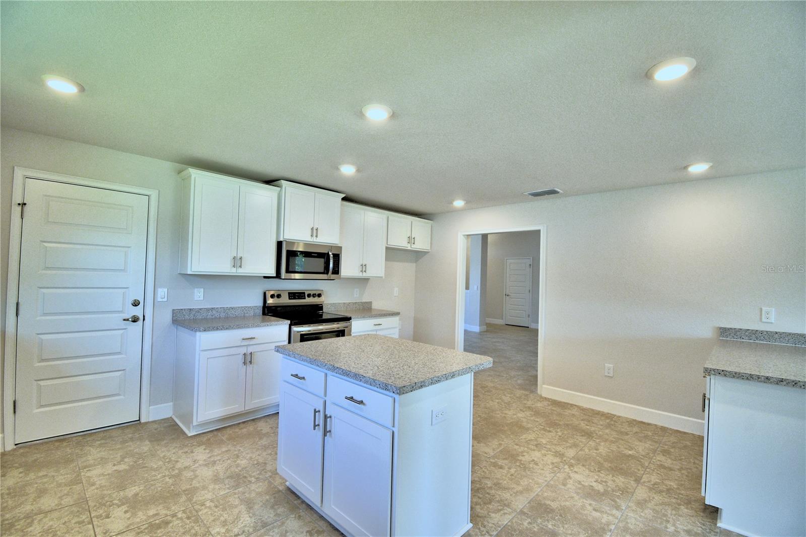 Image 19 of 63 For 4406 Juneberry Drive