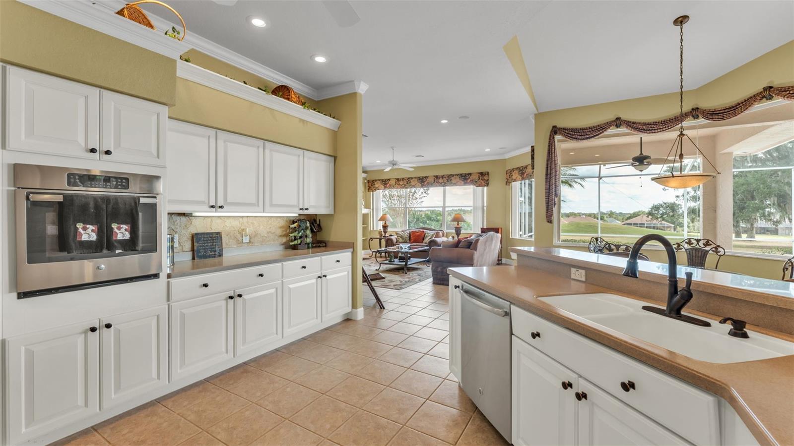 Image 18 of 71 For 2767 Huntington Hills Drive