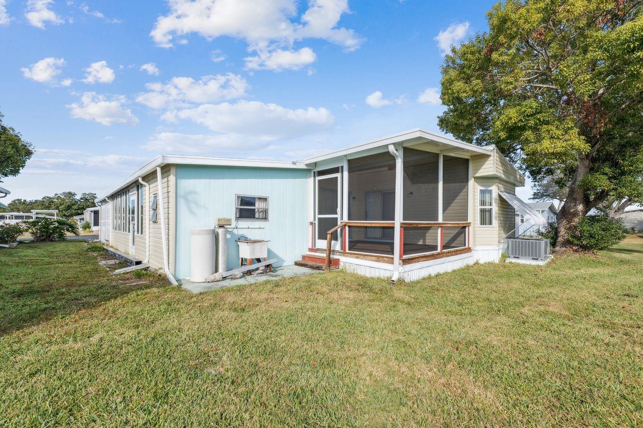 Image 32 of 32 For 6756 Kensington Drive Ne