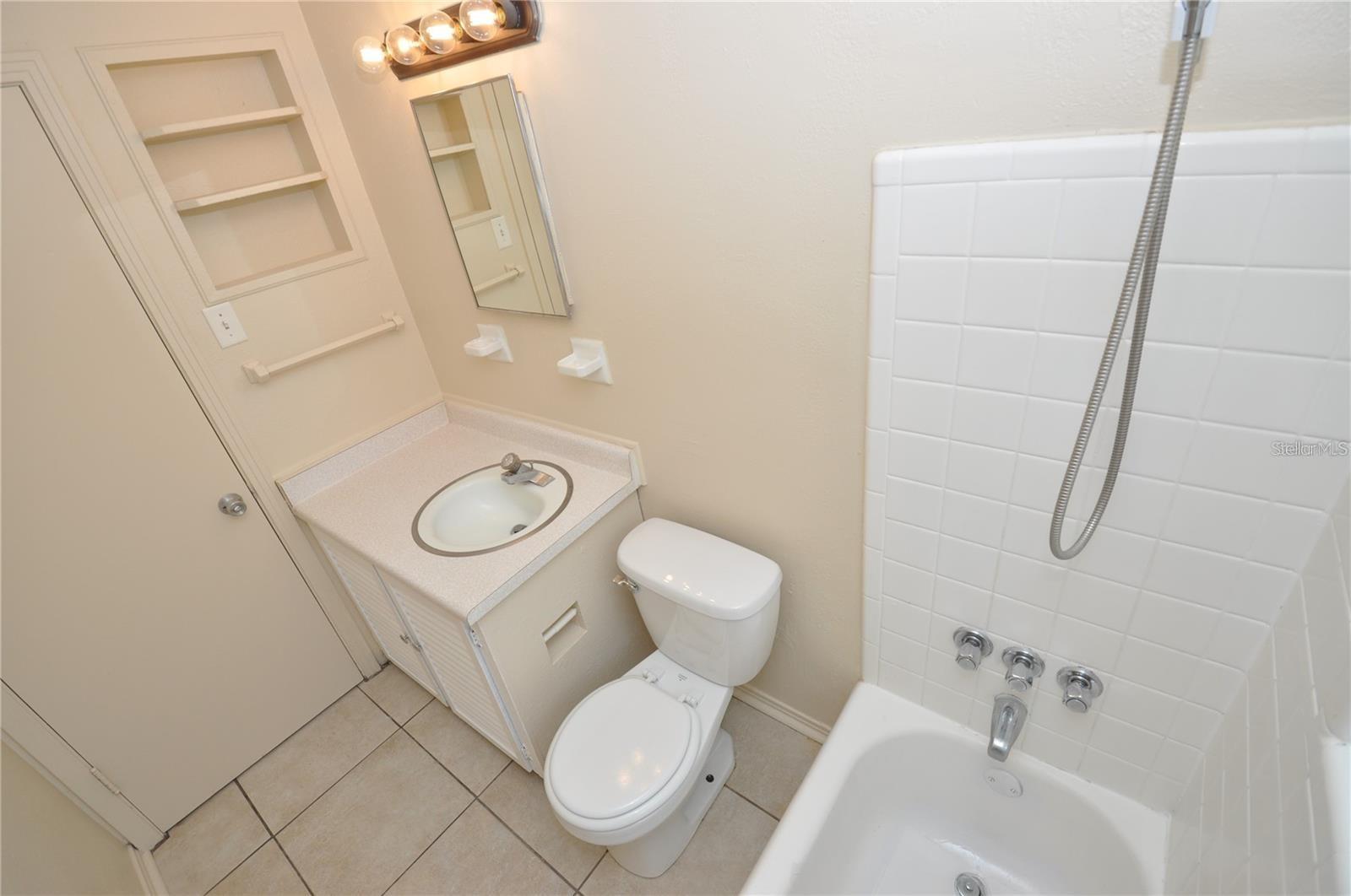 Image 14 of 18 For 509 Granby Street