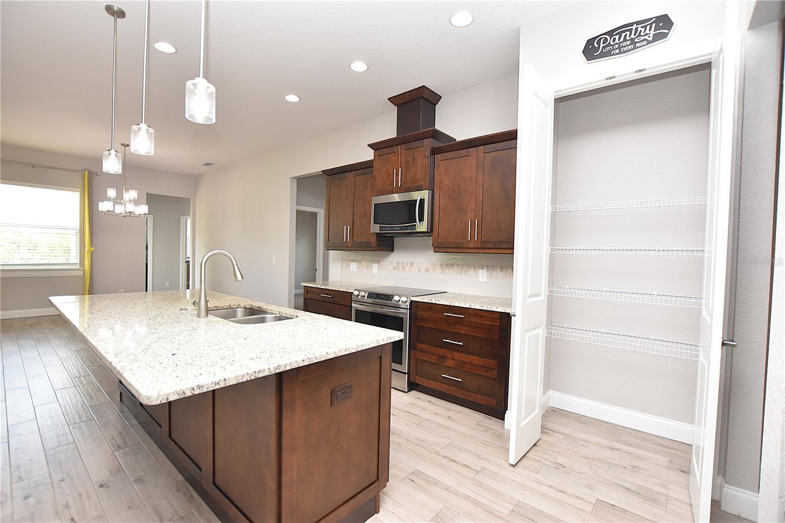 Image 12 of 48 For 3544 Lakeside Heritage Drive