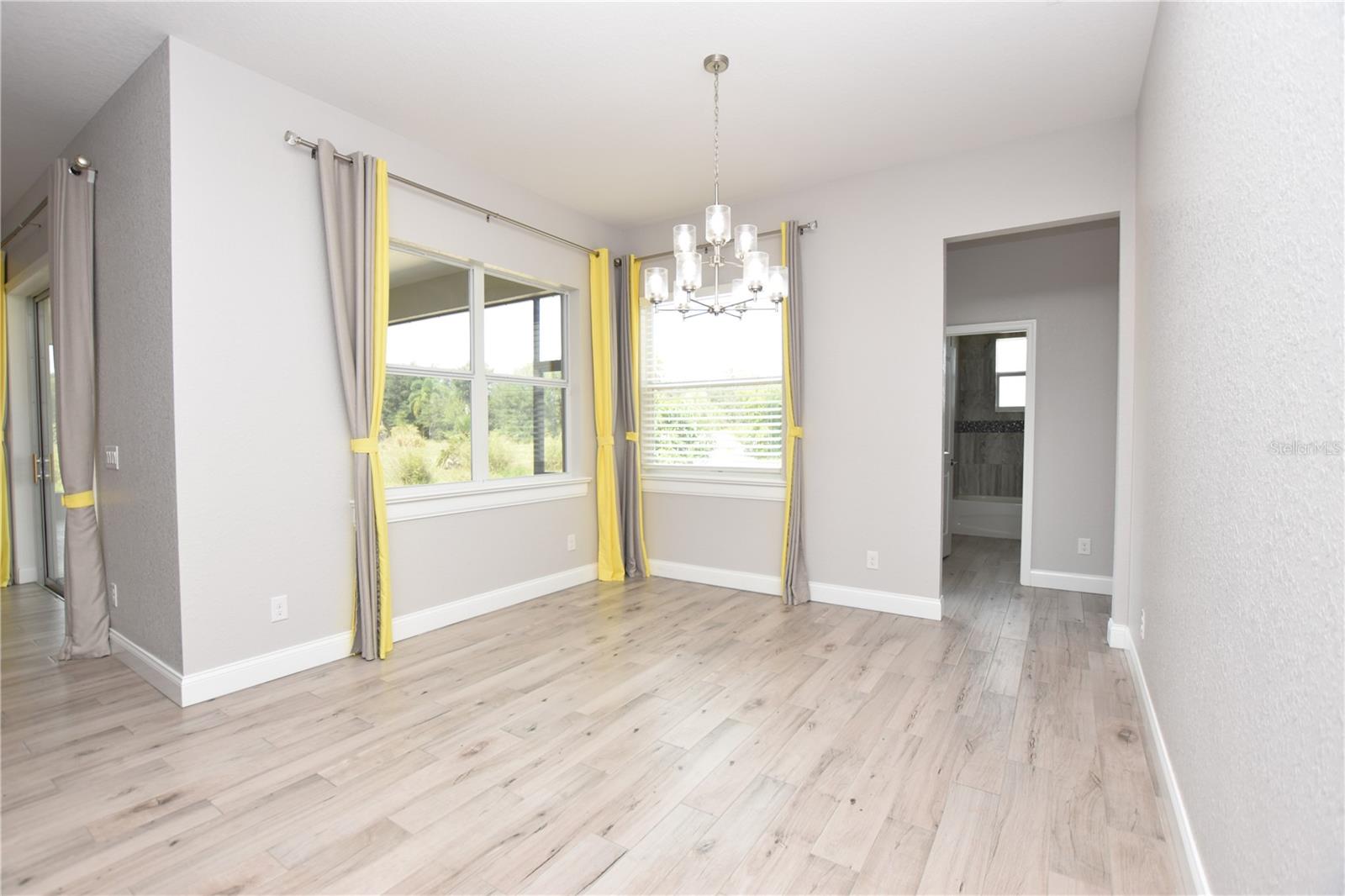 Image 16 of 48 For 3544 Lakeside Heritage Drive