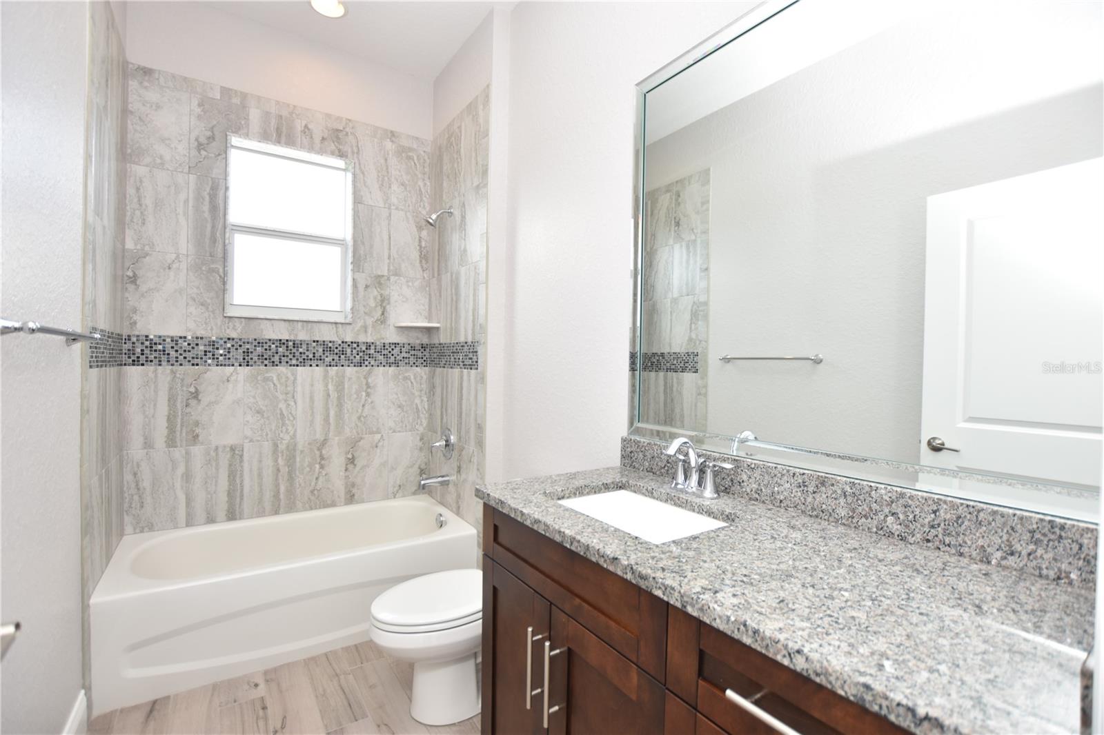 Image 35 of 48 For 3544 Lakeside Heritage Drive