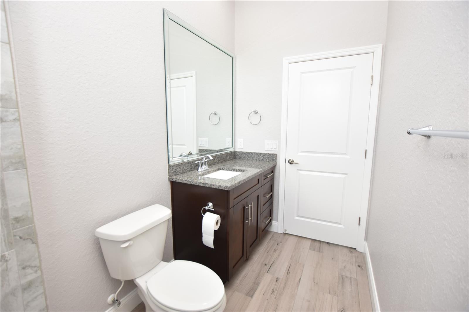 Image 36 of 48 For 3544 Lakeside Heritage Drive