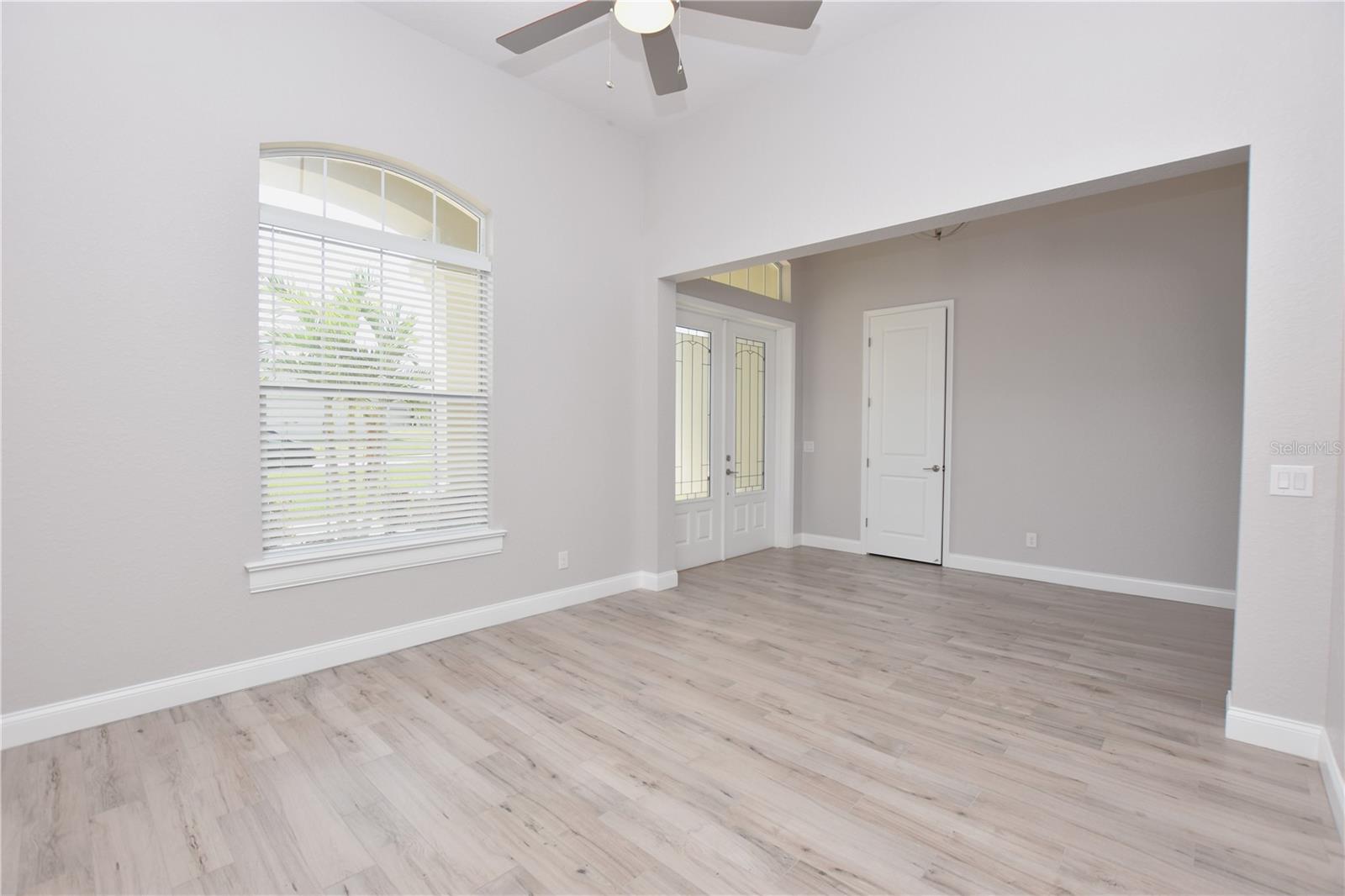 Image 4 of 48 For 3544 Lakeside Heritage Drive