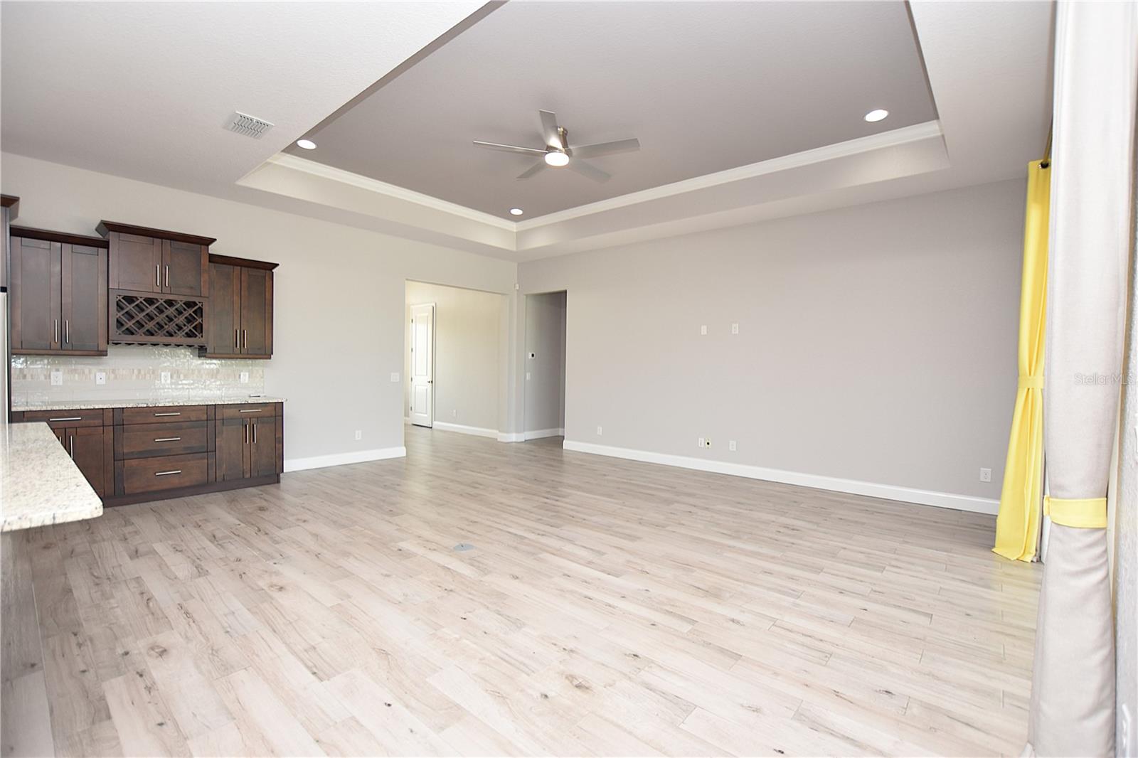 Image 8 of 48 For 3544 Lakeside Heritage Drive