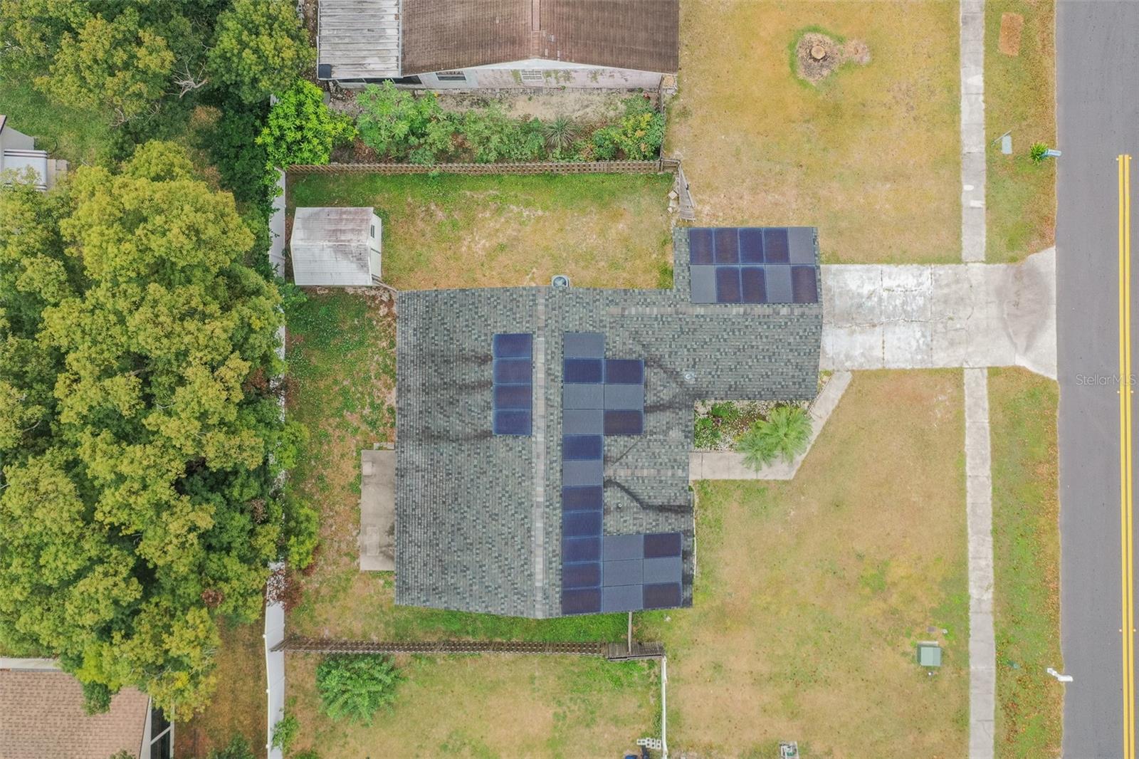 Image 19 of 21 For 109 Rebecca Drive Ne