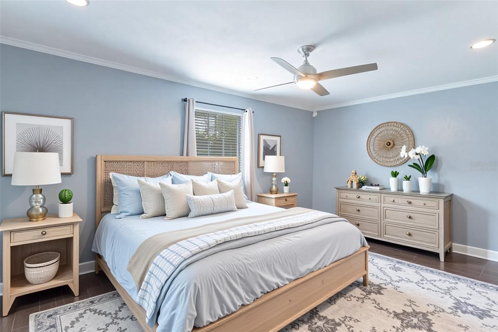 Image 3 of 21 For 109 Rebecca Drive Ne