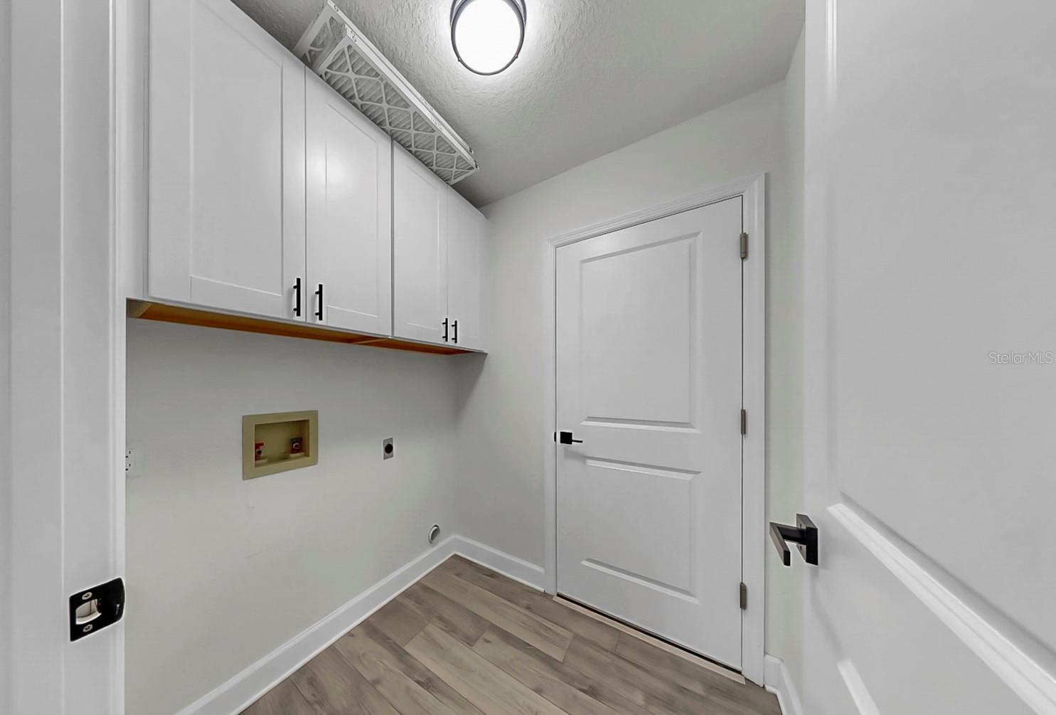 Image 28 of 54 For 2954 Jennifer Drive